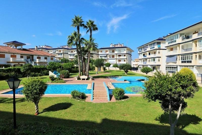 Apartamento Cerca De La Playa La Mata La Mata  Exterior photo